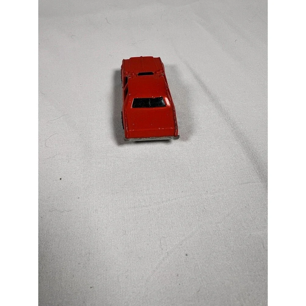 1977 Hot Wheels Fire Chief  Car 1:64 Diecast Red